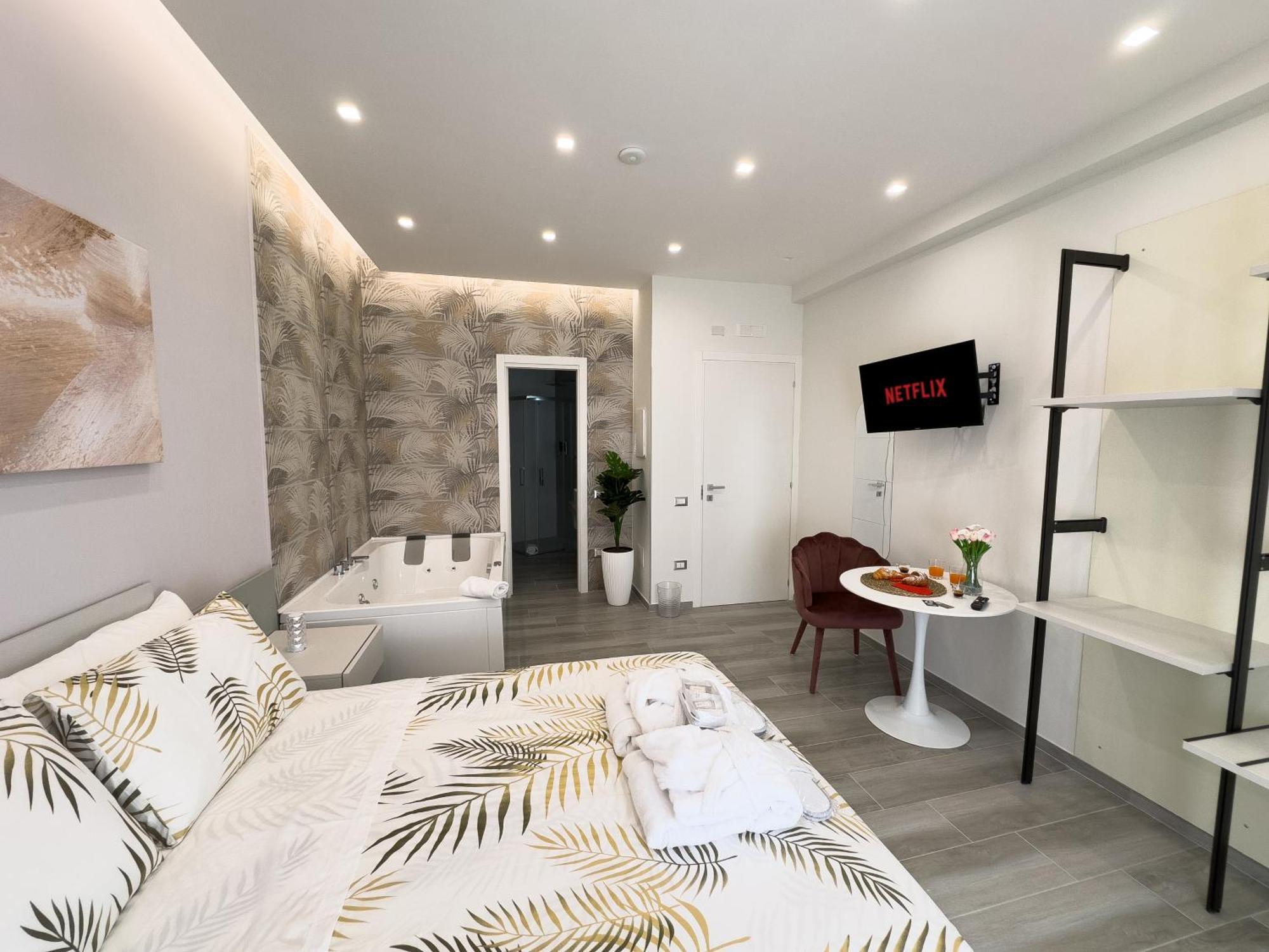 Al Civico3 Home & Suites Salerno Luaran gambar