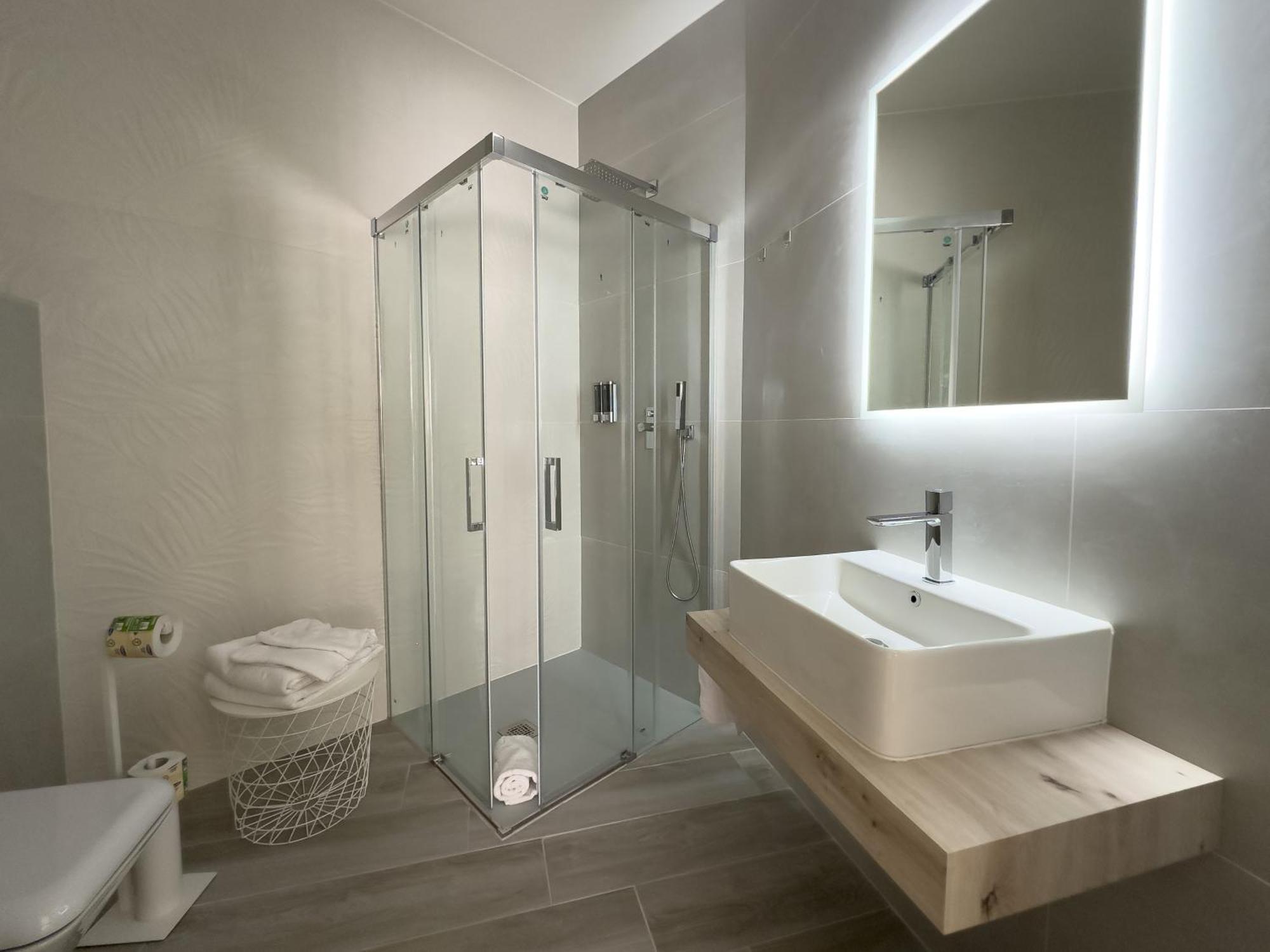 Al Civico3 Home & Suites Salerno Luaran gambar